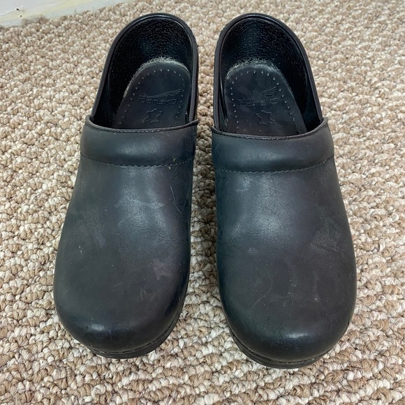Dansko Matte Black Nursing Clogs - Picture 2 of 7